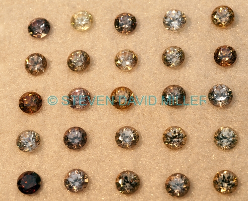 zircon;zircon gem;gemtree caravan park;cut zircon;yellow zircon;central australia gemstone