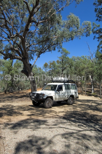 toyota landcruiser picture;toyota landcruiser;toyota 4wd;4wd;4WD;snowy mountains;the barry way;kosciuzkco national park;steven david miller;4wd in snowy mountains;4wd on mountain track;natural wanders;jacobs bridge;jacobs river camping area