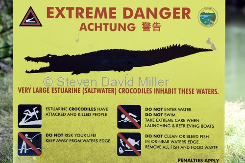 crocodile warning sign;estuarine crocodile warning sign;croc warning sign;cahills crossing;east alligator river;kakadu;kakadu national park;northern territory;northern territory national park;top end
