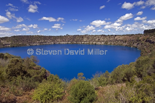 blue lake;mount gambier;volcanic crater lake;mount gambier water supply