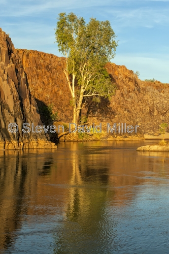 lower ord river;ord river;ord river irrigation scheme;lower ord river scenery;ord river scenery;kimberley river;kimberley;western australia