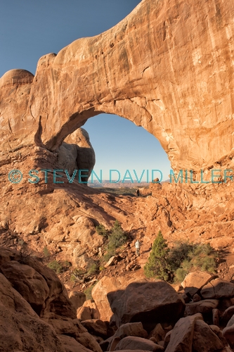 arches national park;arches;sandstone arch;sandstone monuments;american national park;national park;utah;sandstone plateau;moab;utah;the west;out west;western united states