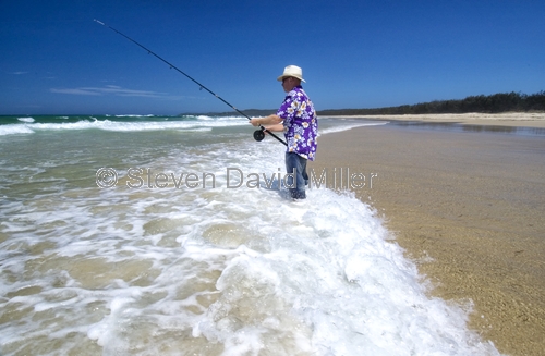 flinders beach;stradbroke island;north stradbroke island;straddie;beach fishing;surf fishing;fishing on beach;man fishing;beach;queensland island